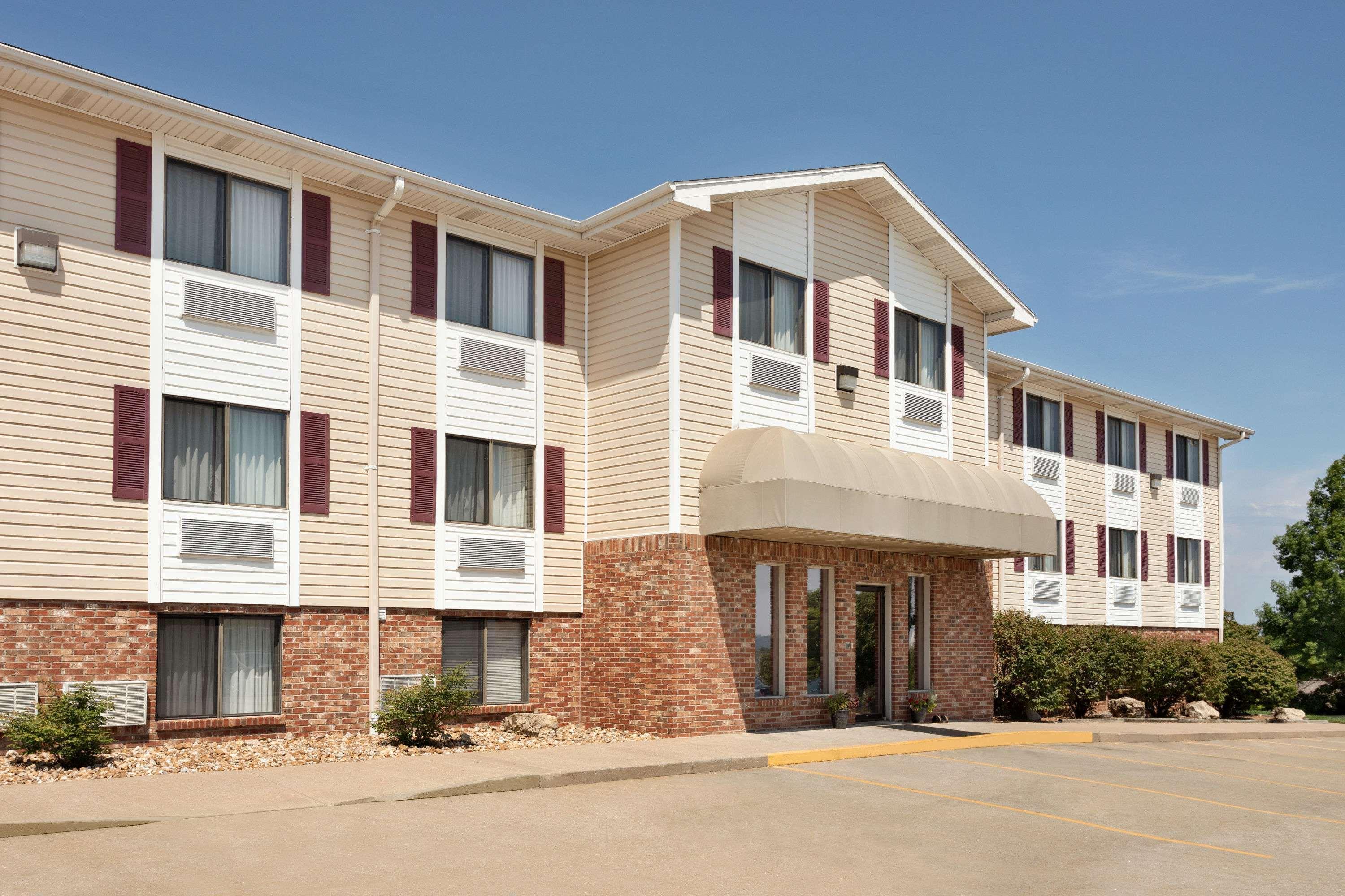 Travelodge By Wyndham Jefferson Stadt Exterior foto